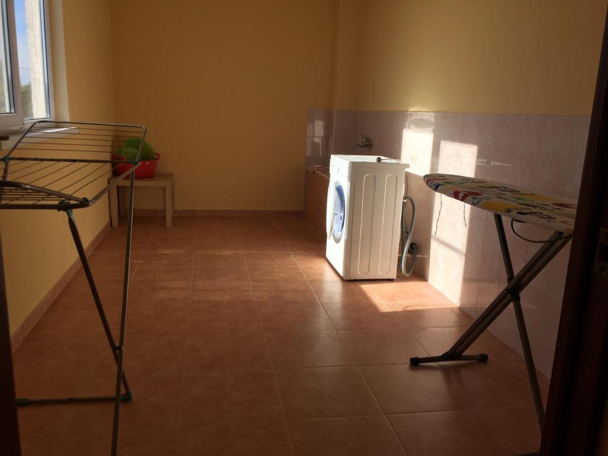 Solomon Hotel Alakhadze Екстериор снимка
