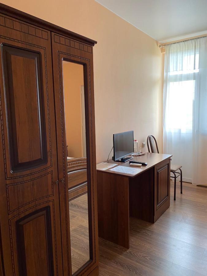 Solomon Hotel Alakhadze Екстериор снимка