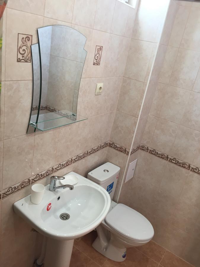 Solomon Hotel Alakhadze Екстериор снимка